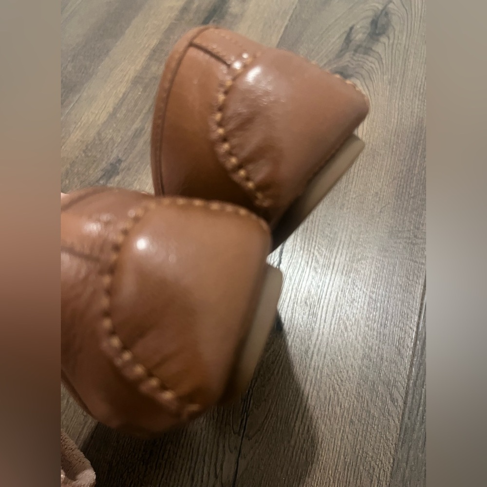 Michael Kors Brown Leather Women's Flats - Picture 5 of 6